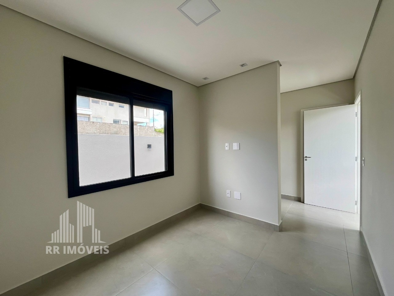 Casa, 4 quartos, 270 m² - Foto 22