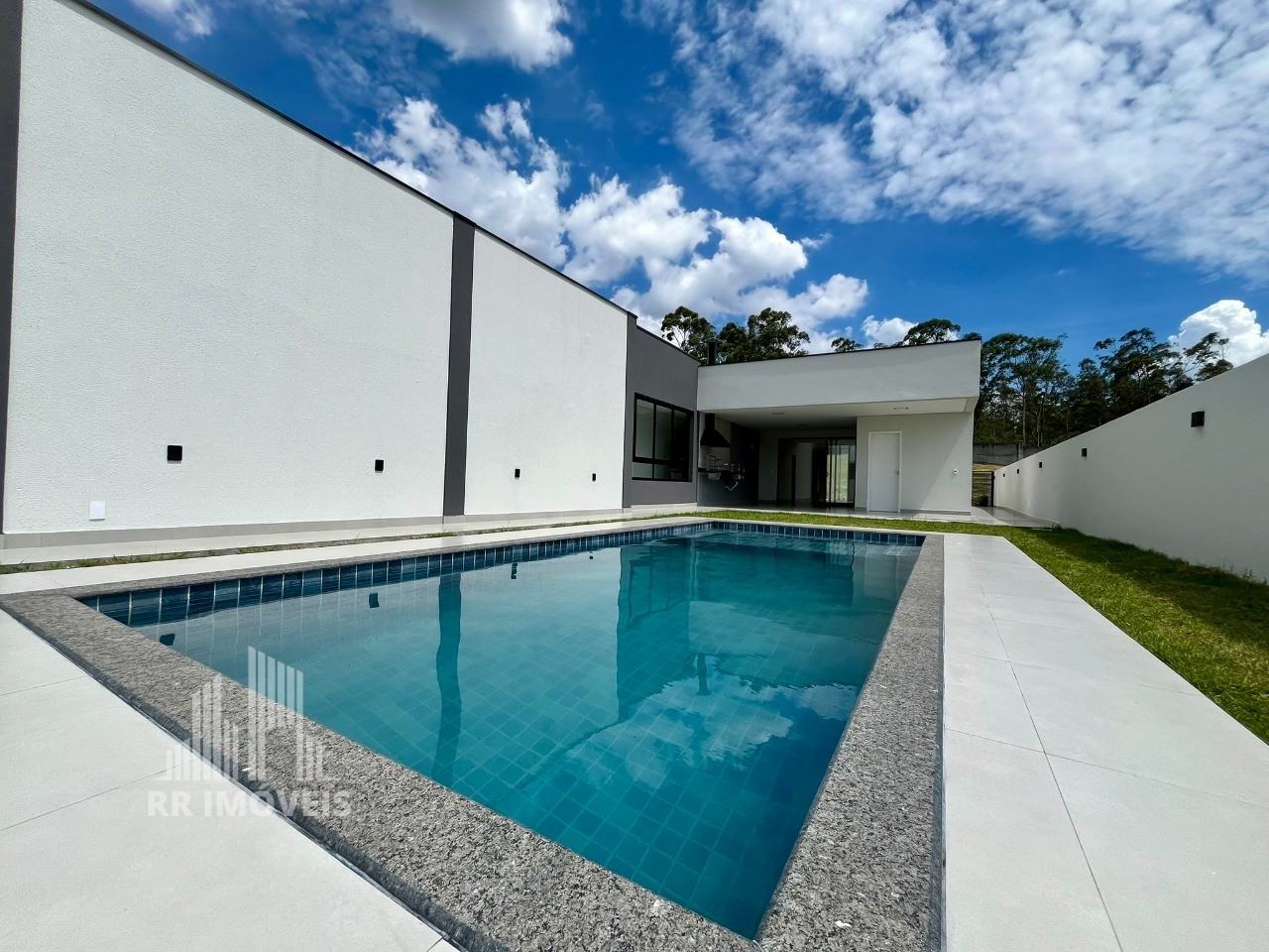 Casa, 4 quartos, 270 m² - Foto 13