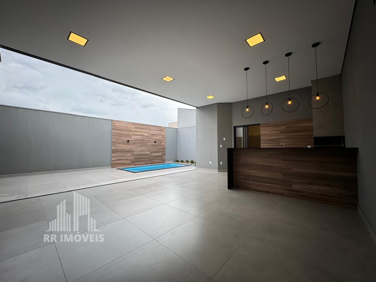 Casa, 3 quartos, 194 m² - Foto 1