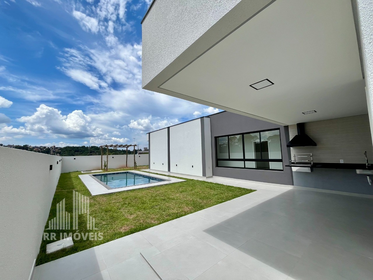 Casa, 4 quartos, 270 m² - Foto 11