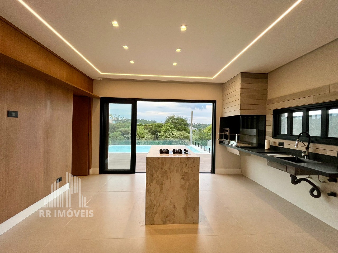 Casa, 3 quartos, 335 m² - Foto 1