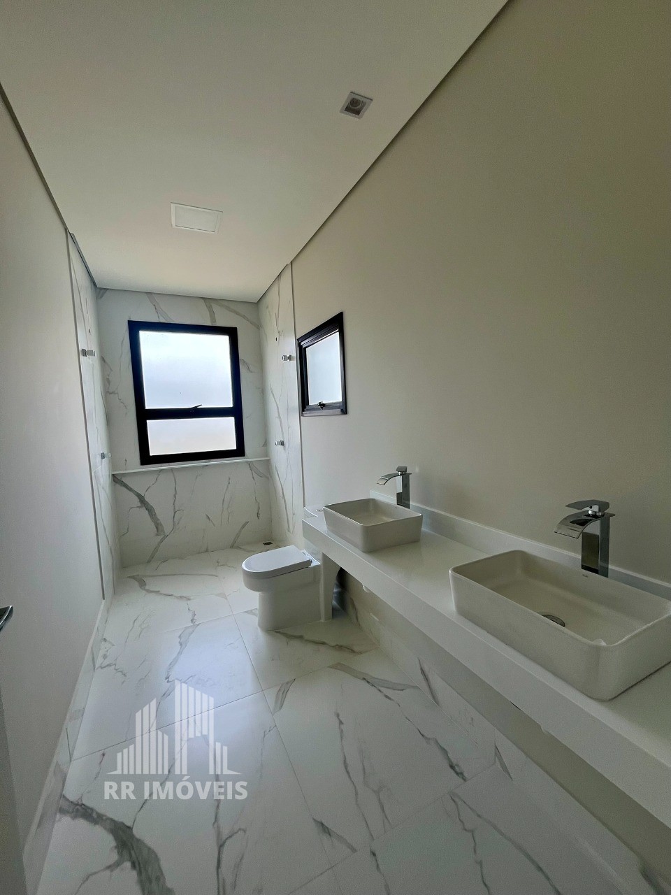 Casa, 4 quartos, 270 m² - Foto 20