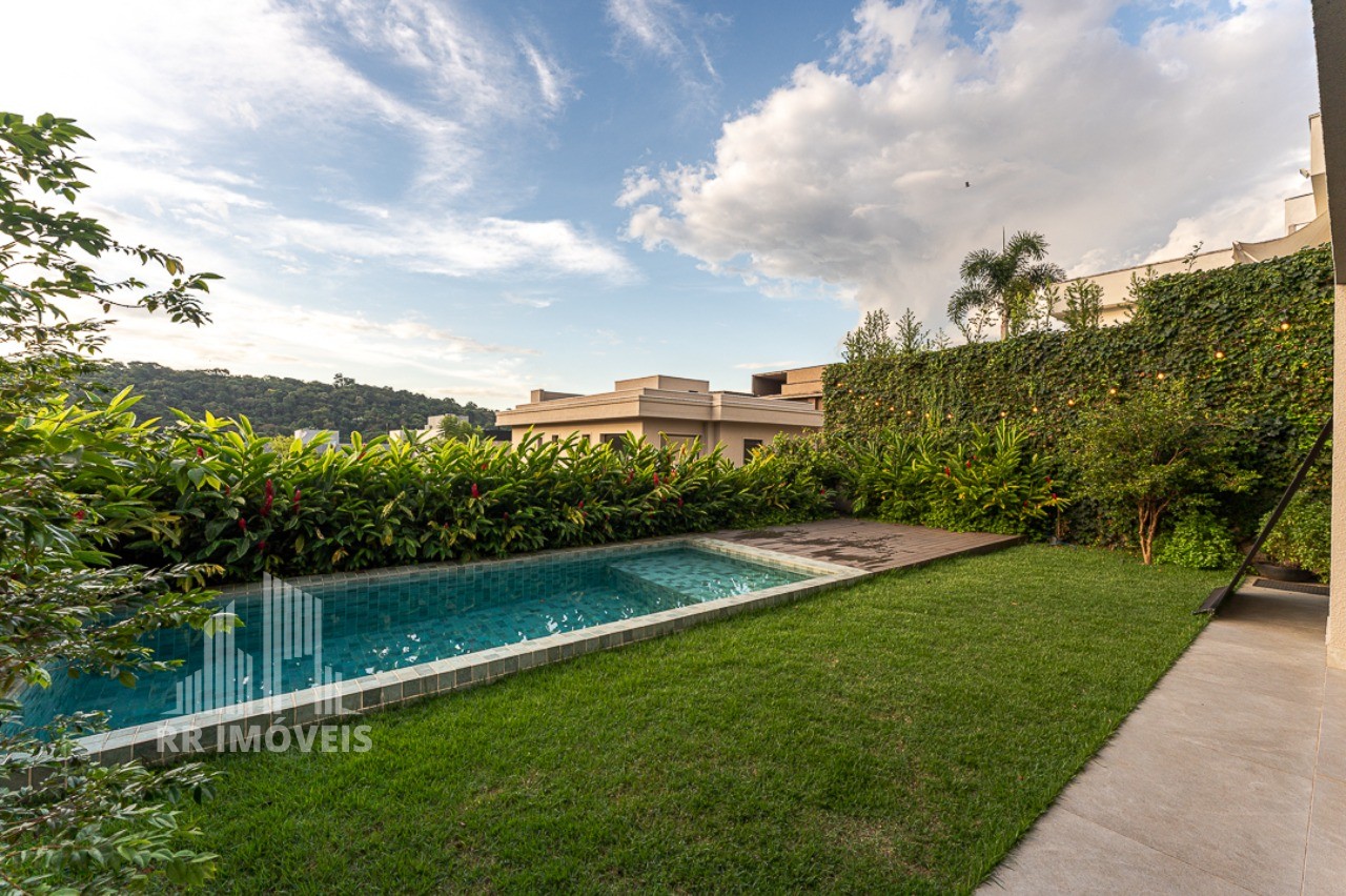 Casa, 4 quartos, 380 m² - Foto 39