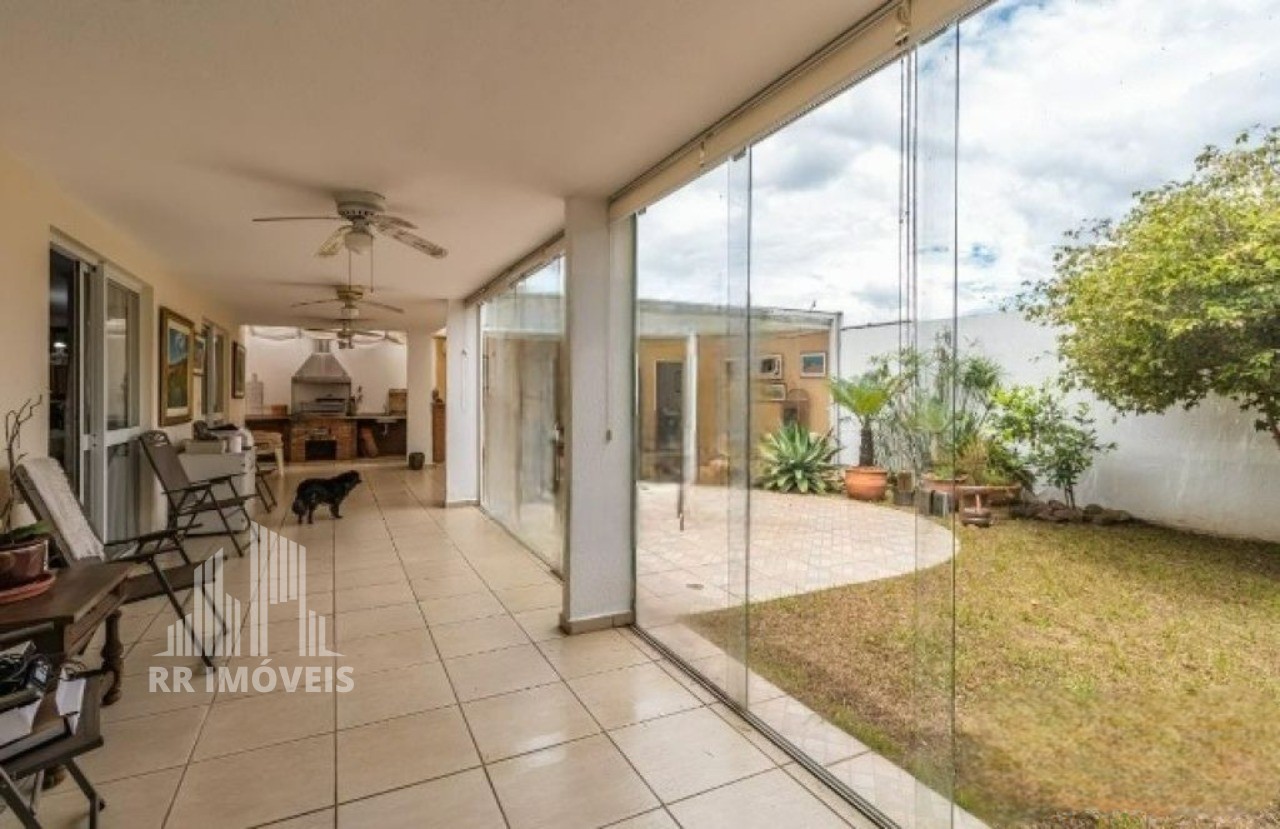 Casa, 4 quartos, 330 m² - Foto 3