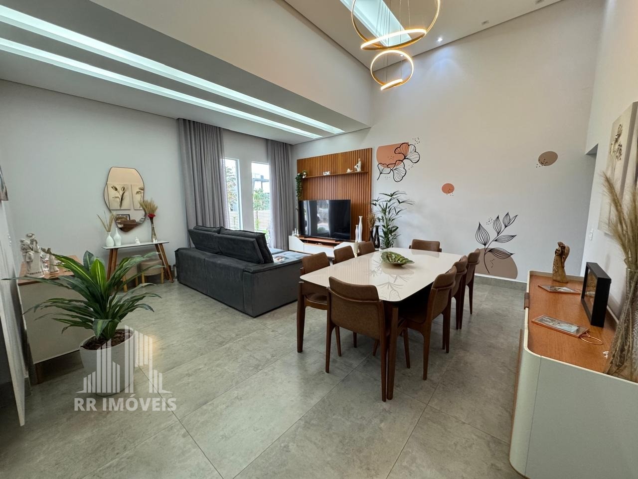 Casa, 3 quartos, 193 m² - Foto 1