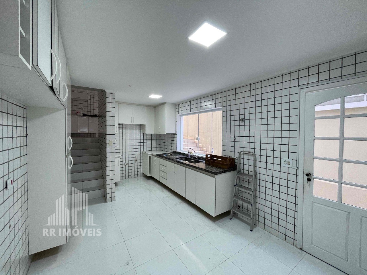 Casa, 4 quartos, 290 m² - Foto 12