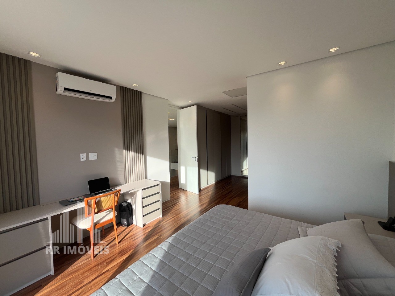 Casa, 4 quartos, 349 m² - Foto 17