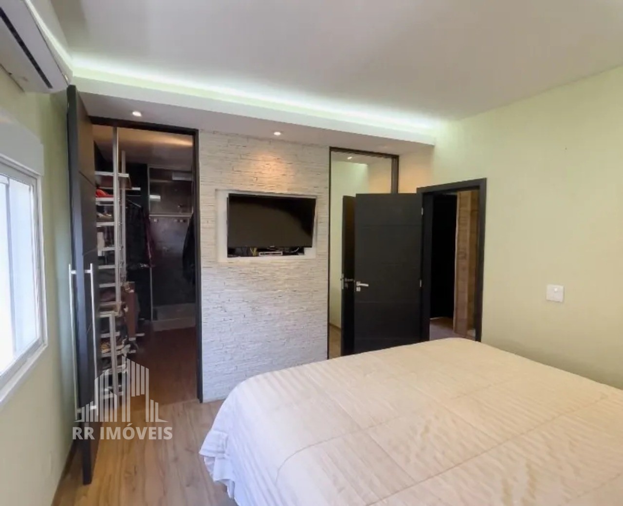 Casa, 3 quartos, 243 m² - Foto 28