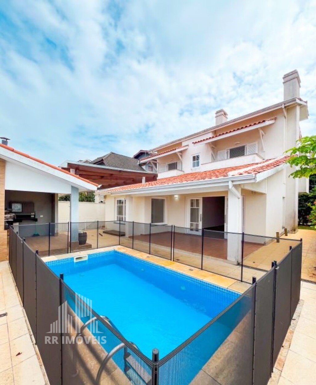 Casa, 4 quartos, 350 m² - Foto 1