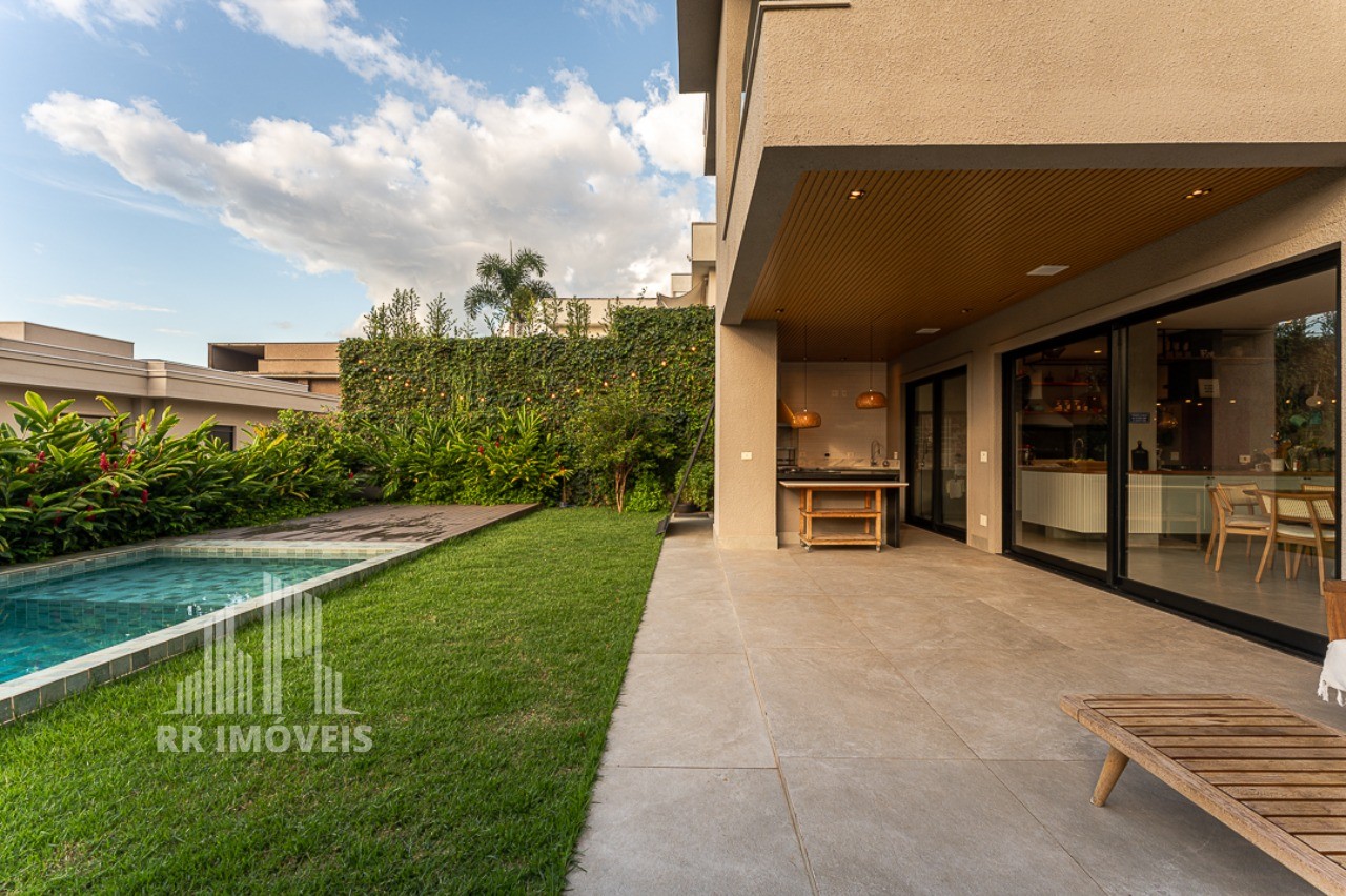 Casa, 4 quartos, 380 m² - Foto 32
