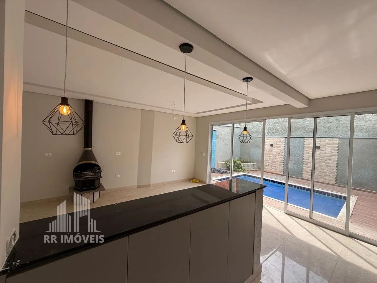 Casa, 4 quartos, 260 m² - Foto 2