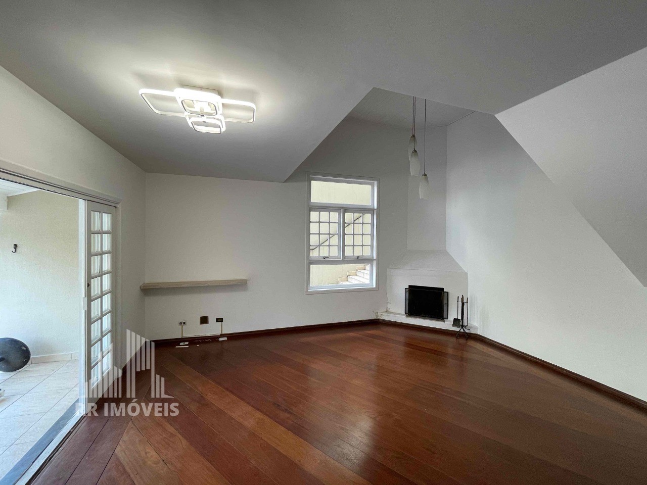 Casa, 4 quartos, 290 m² - Foto 10