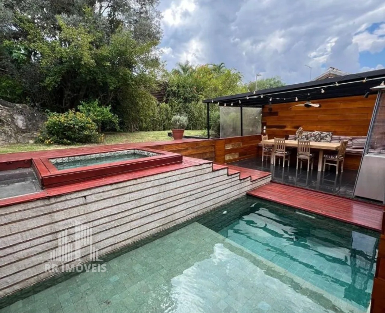 Casa, 3 quartos, 243 m² - Foto 2