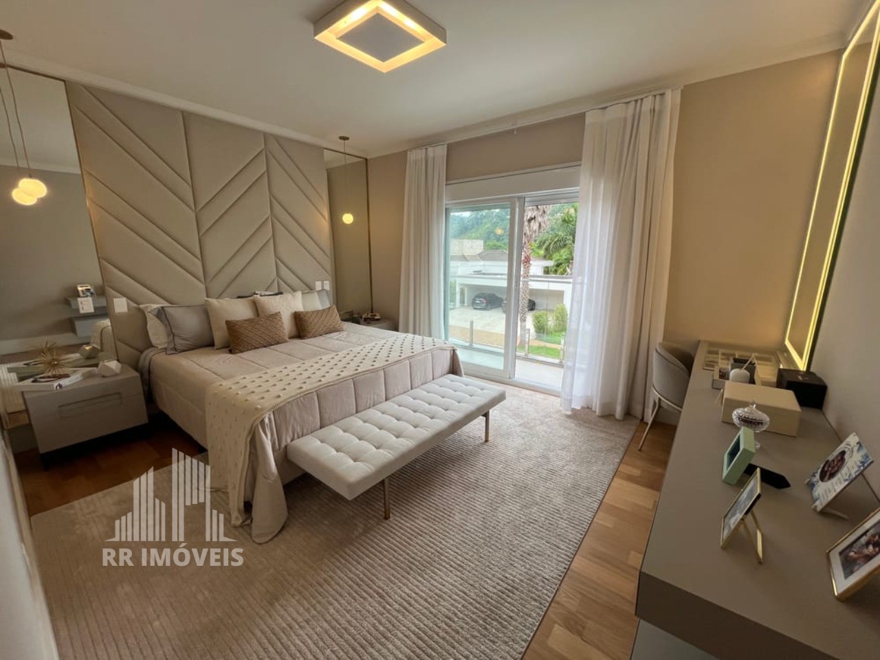 Casa, 5 quartos, 333 m² - Foto 14