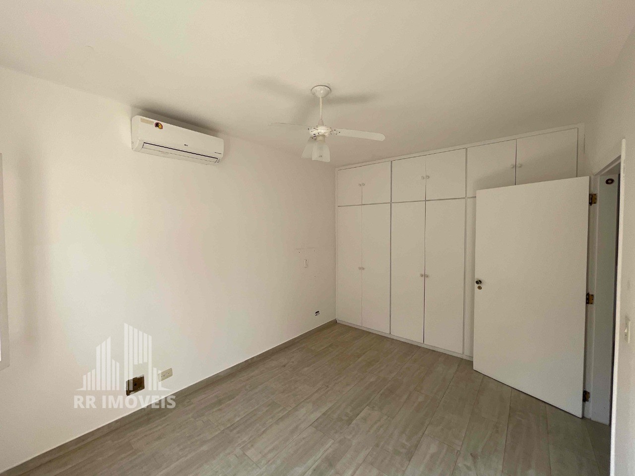Casa, 4 quartos, 290 m² - Foto 19