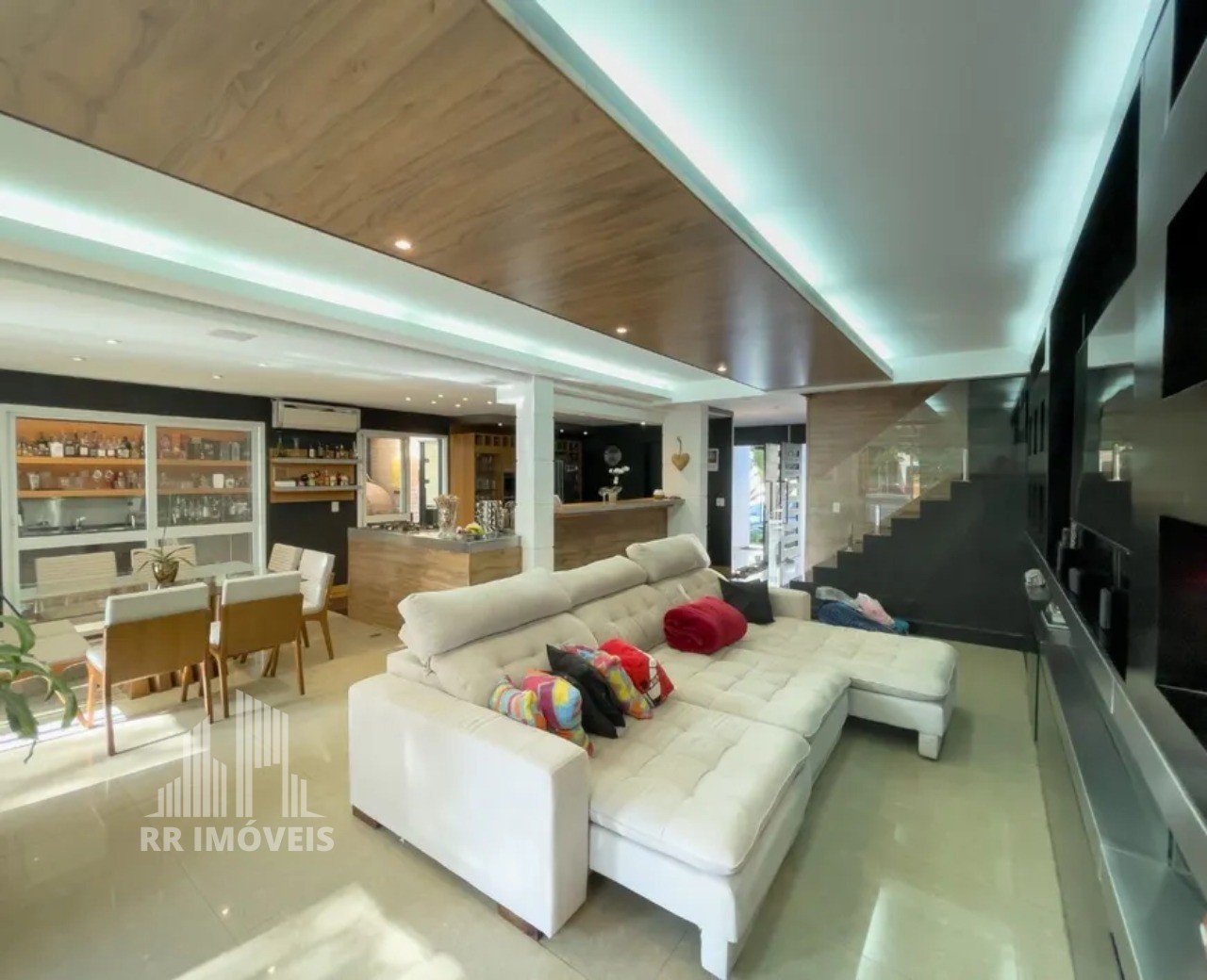 Casa, 3 quartos, 243 m² - Foto 7