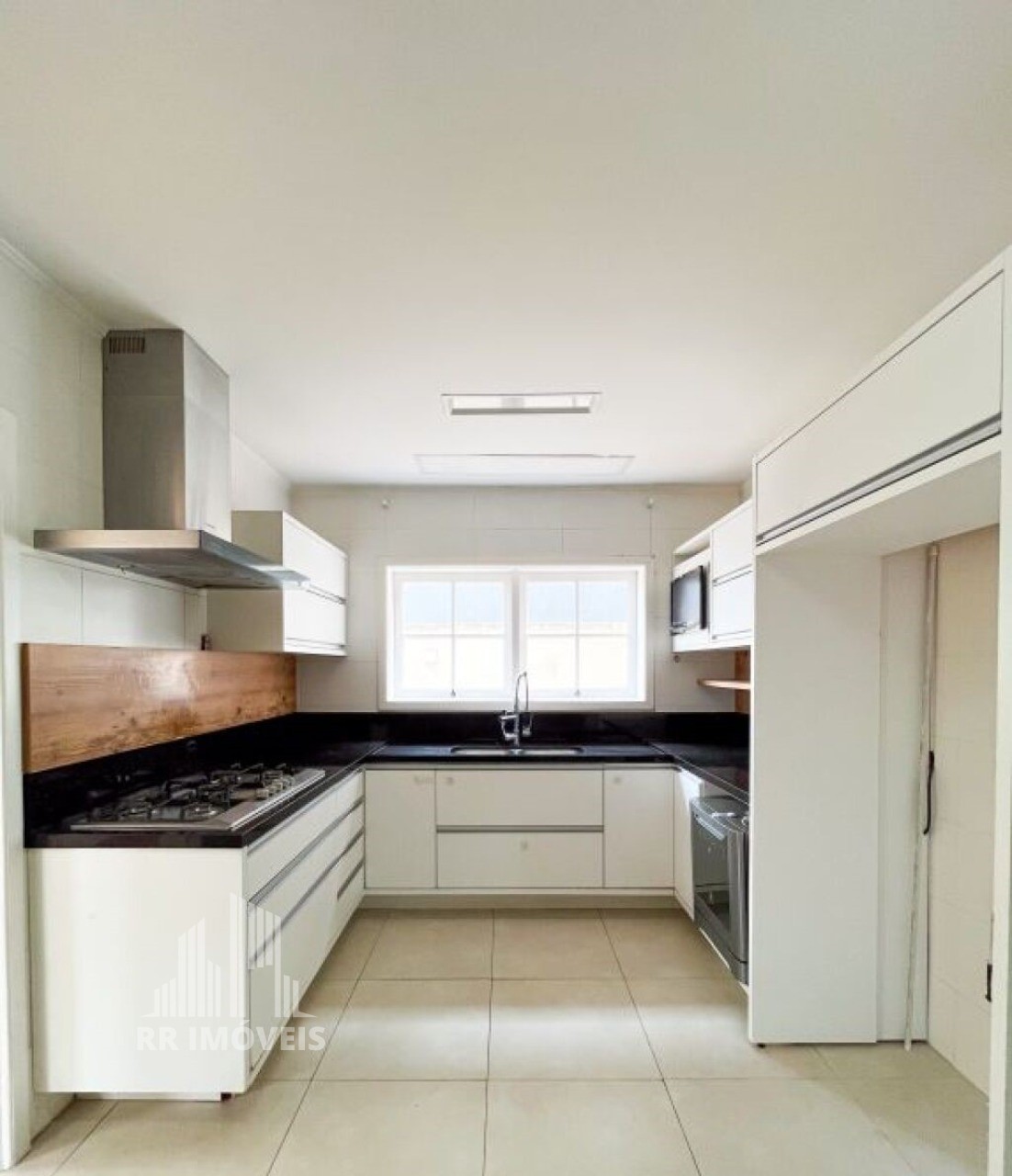 Casa, 4 quartos, 350 m² - Foto 10