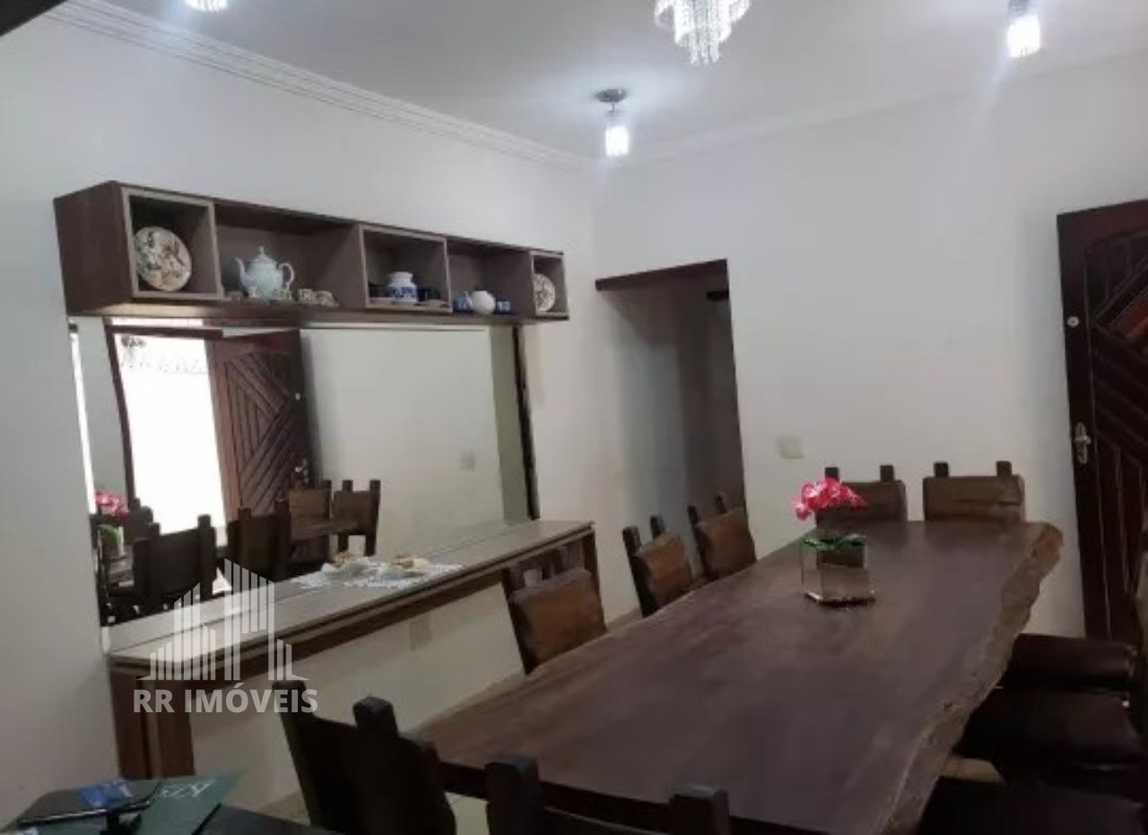 Casa, 4 quartos, 220 m² - Foto 4