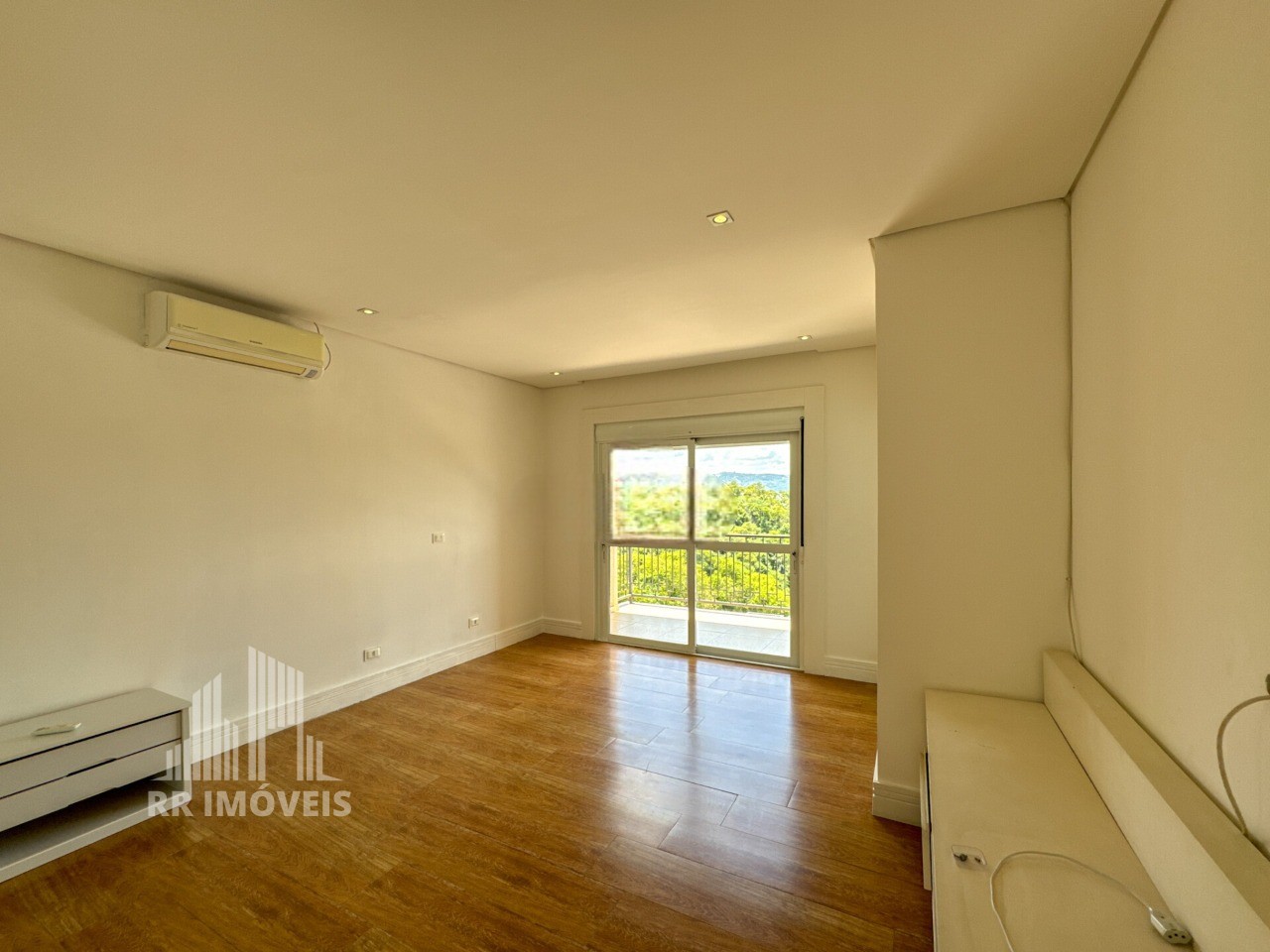 Casa, 4 quartos, 350 m² - Foto 8