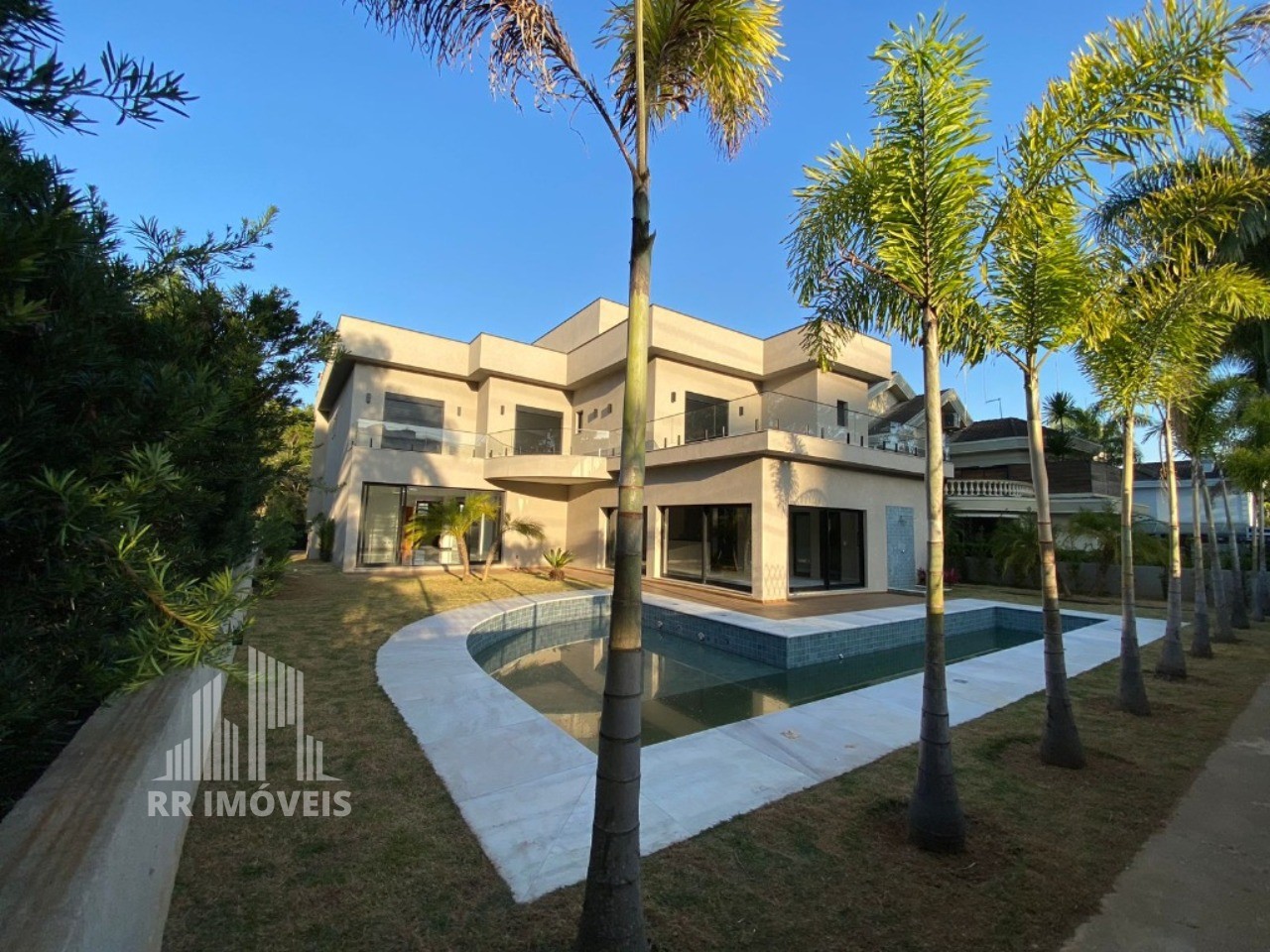 Casa, 5 quartos, 750 m² - Foto 1