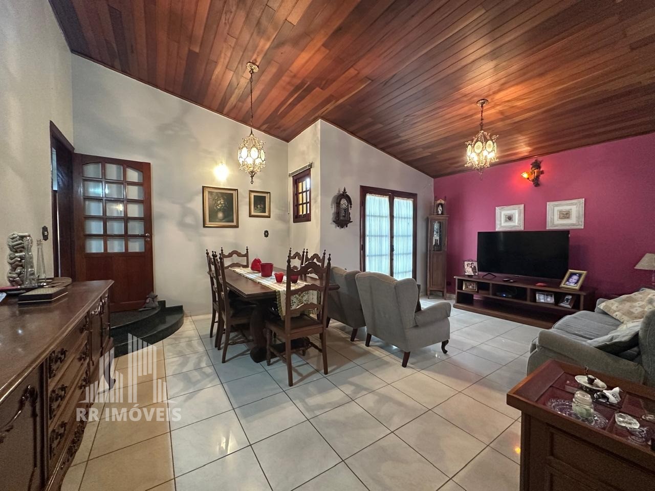 Casa, 3 quartos, 165 m² - Foto 1