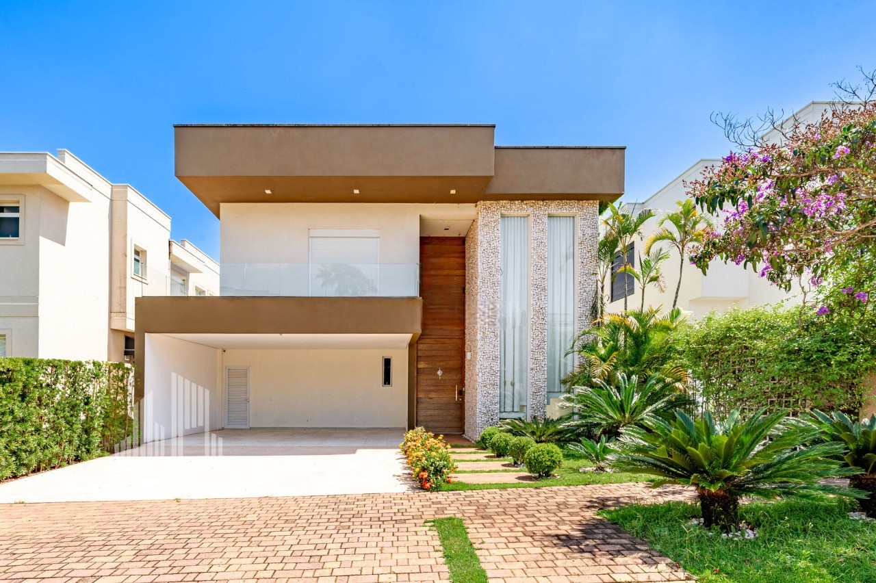 Casa, 4 quartos, 309 m² - Foto 1