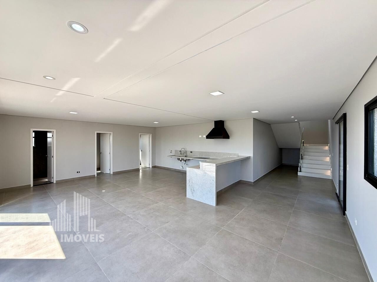 Casa, 3 quartos, 355 m² - Foto 3