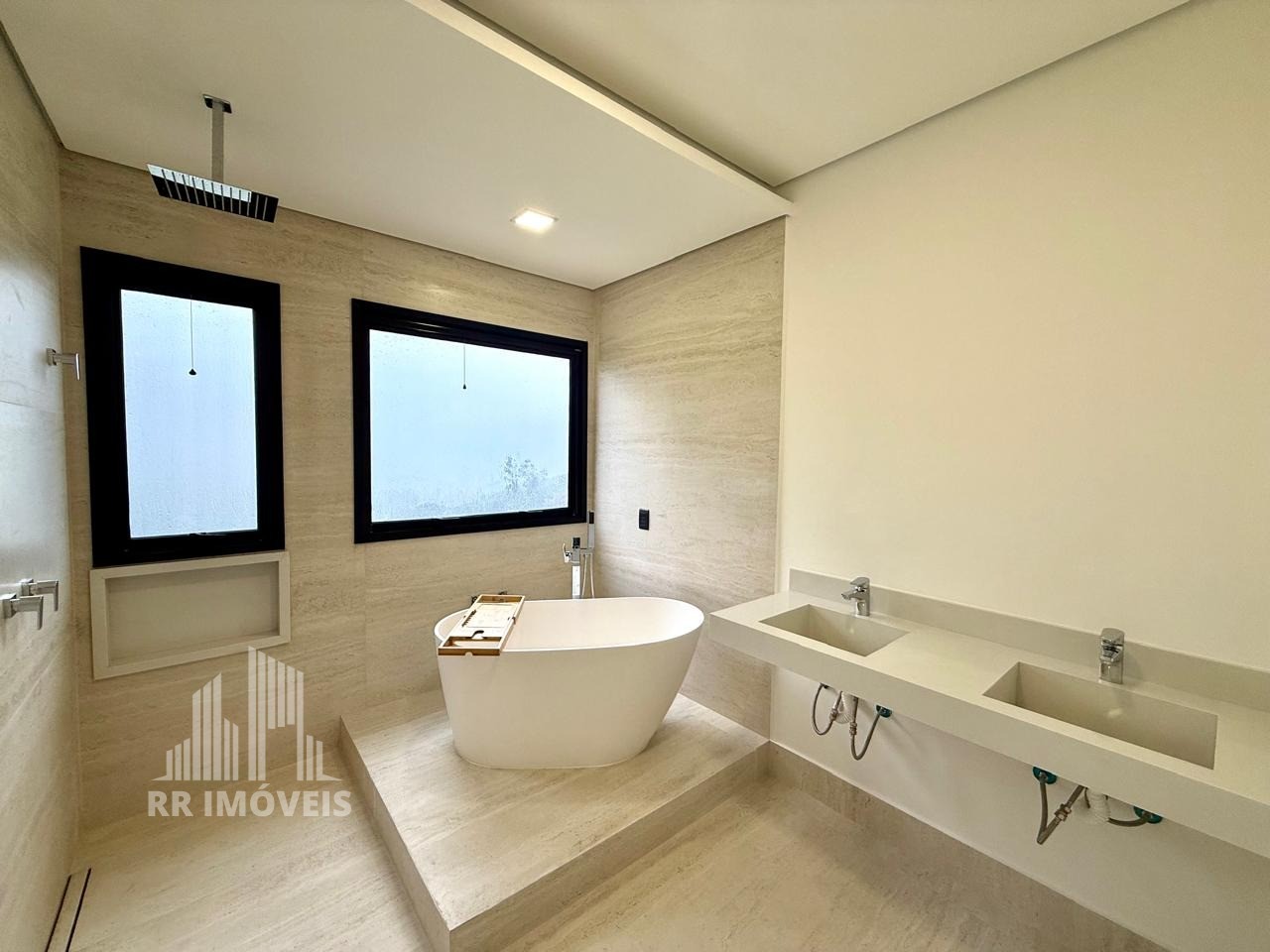 Casa, 4 quartos, 318 m² - Foto 13