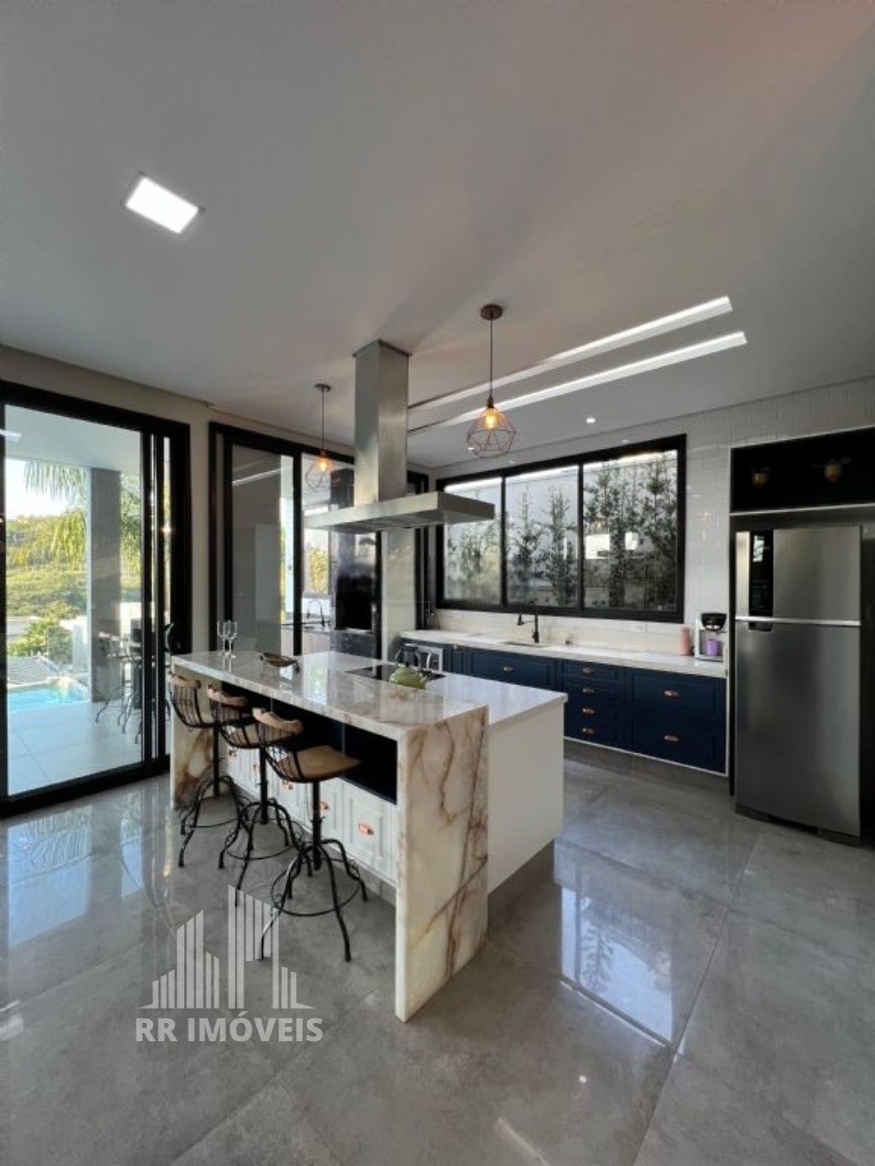Casa, 3 quartos, 330 m² - Foto 10