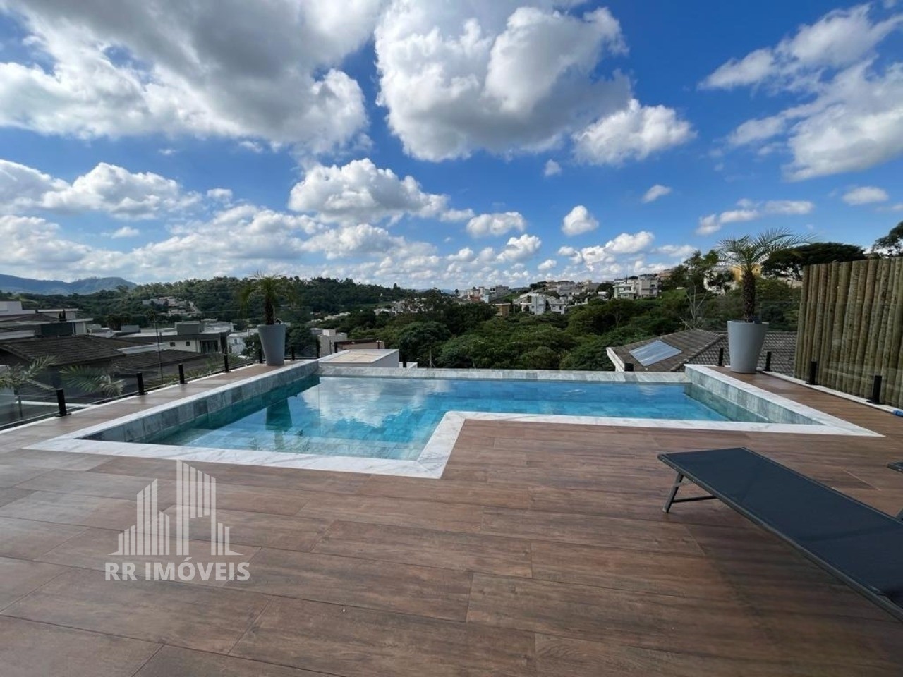 Casa, 3 quartos, 220 m² - Foto 2