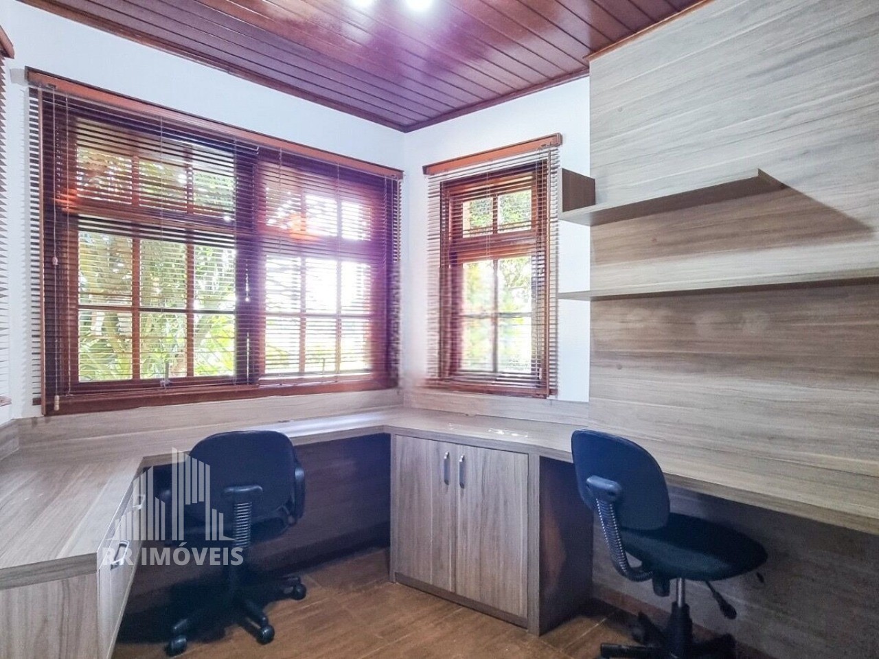 Casa, 3 quartos, 250 m² - Foto 15