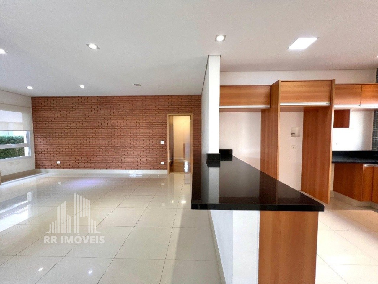 Casa, 4 quartos, 250 m² - Foto 2