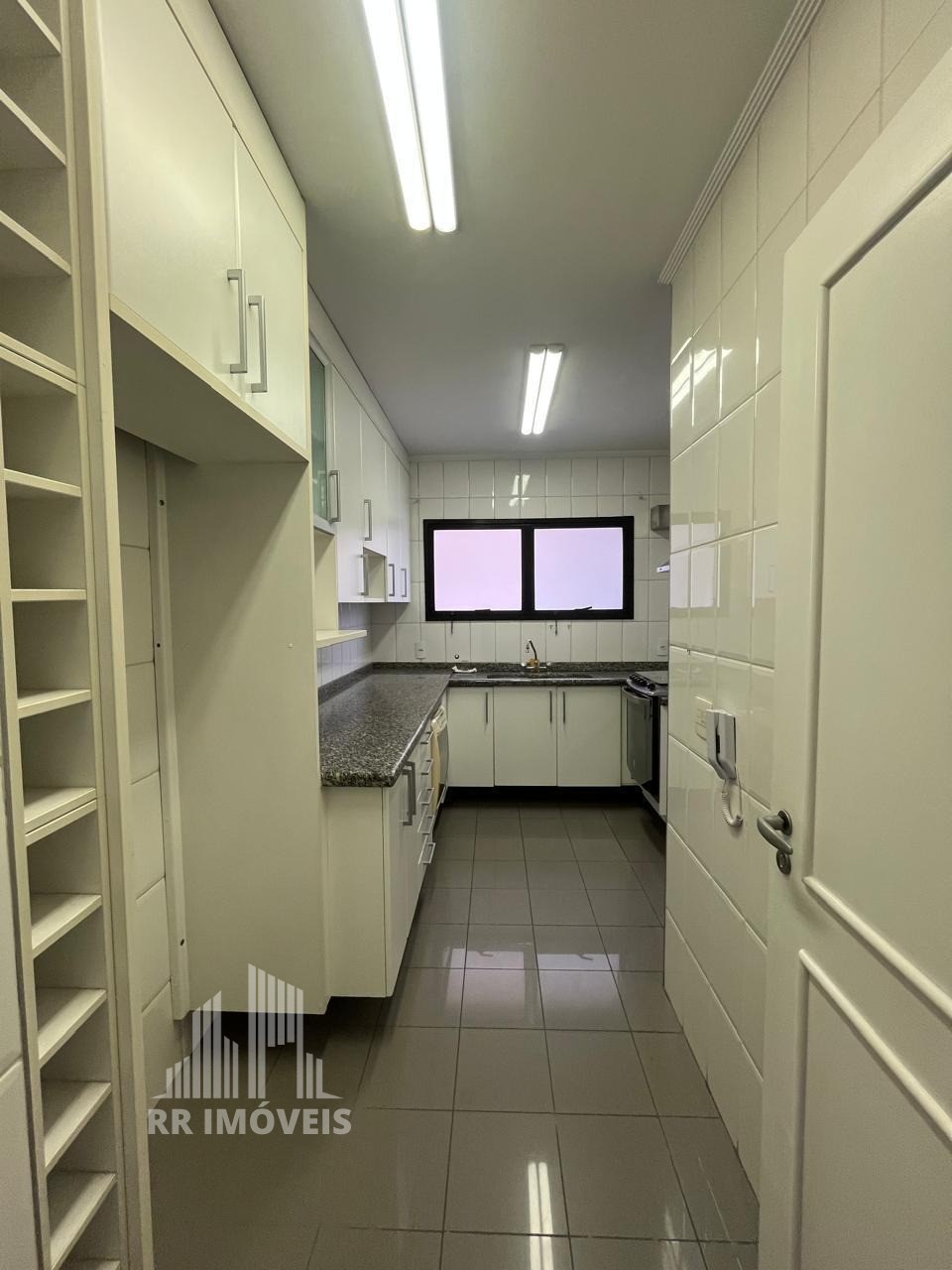 Apartamento, 4 quartos, 205 m² - Foto 8