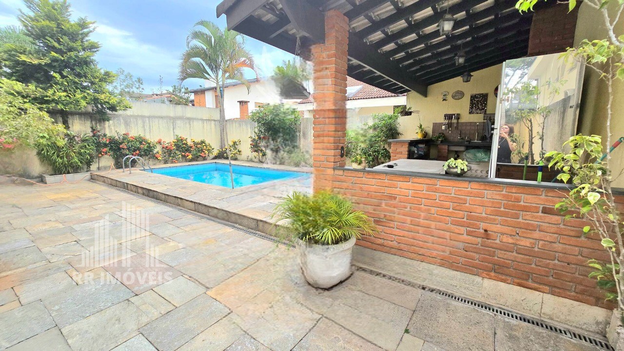Casa, 4 quartos, 360 m² - Foto 26