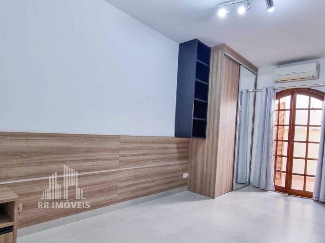 Casa, 3 quartos, 250 m² - Foto 13