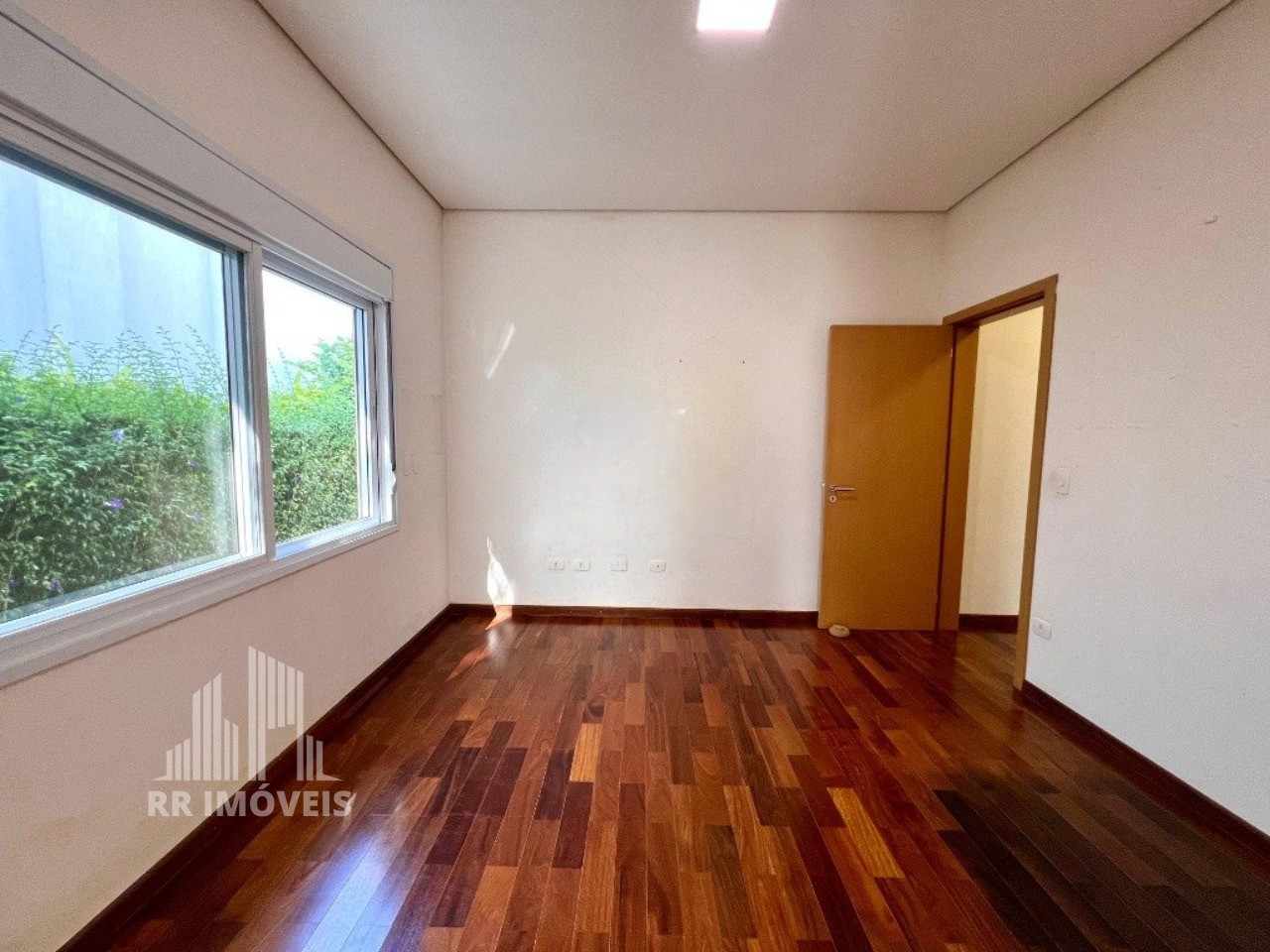 Casa, 4 quartos, 250 m² - Foto 15