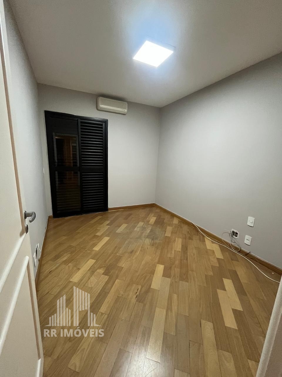 Apartamento, 4 quartos, 205 m² - Foto 21