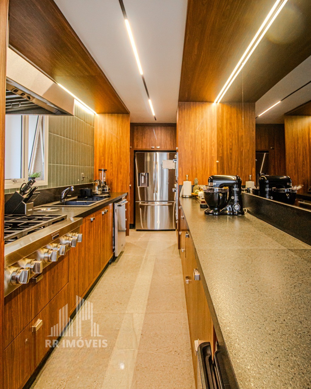 Apartamento, 3 quartos, 140 m² - Foto 10