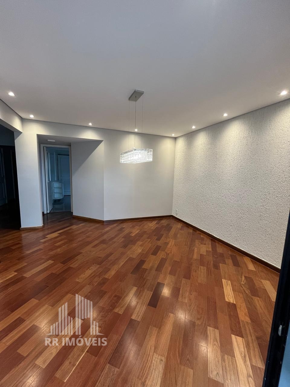 Apartamento, 4 quartos, 205 m² - Foto 1