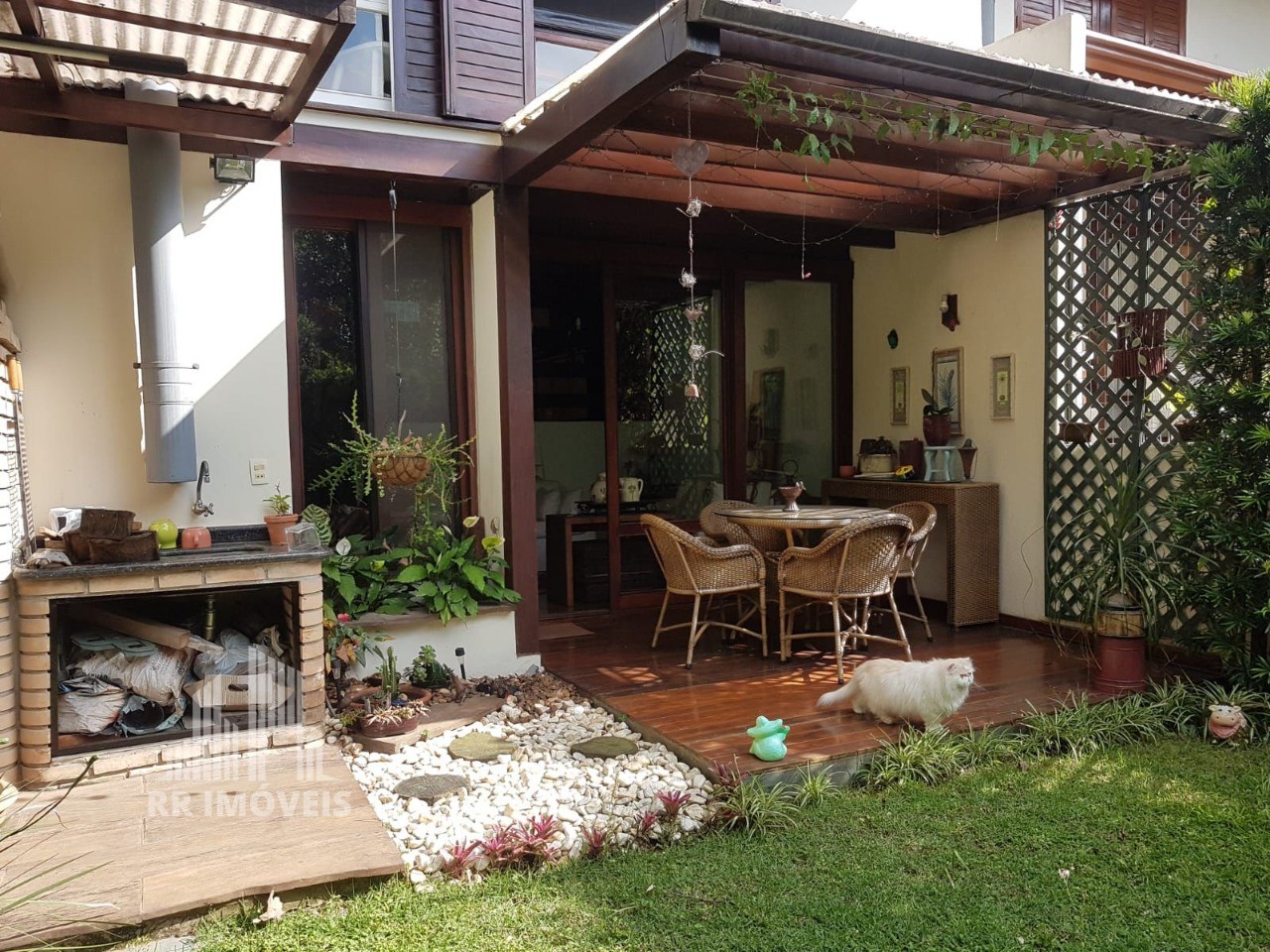 Casa, 3 quartos, 176 m² - Foto 1