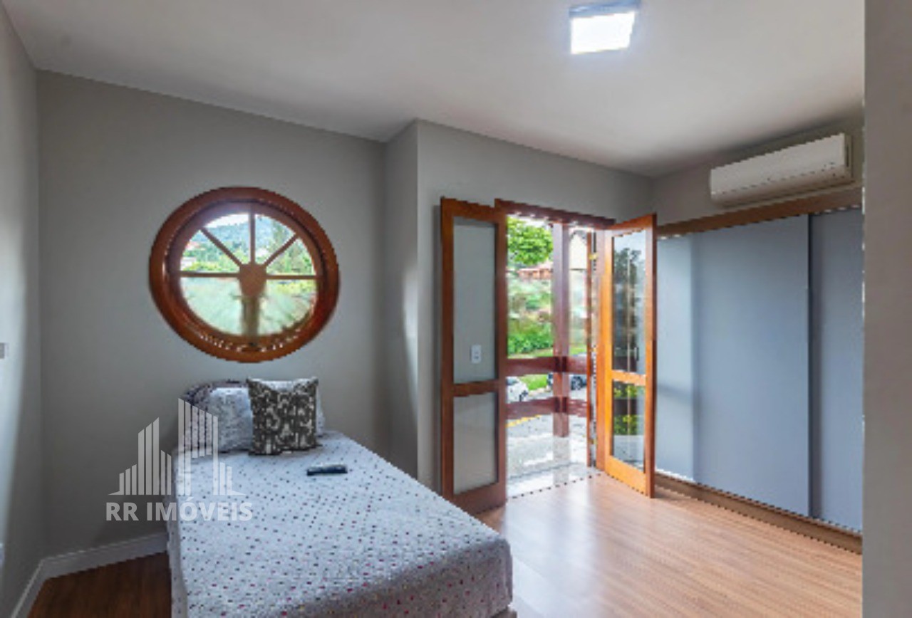 Casa, 4 quartos, 304 m² - Foto 21