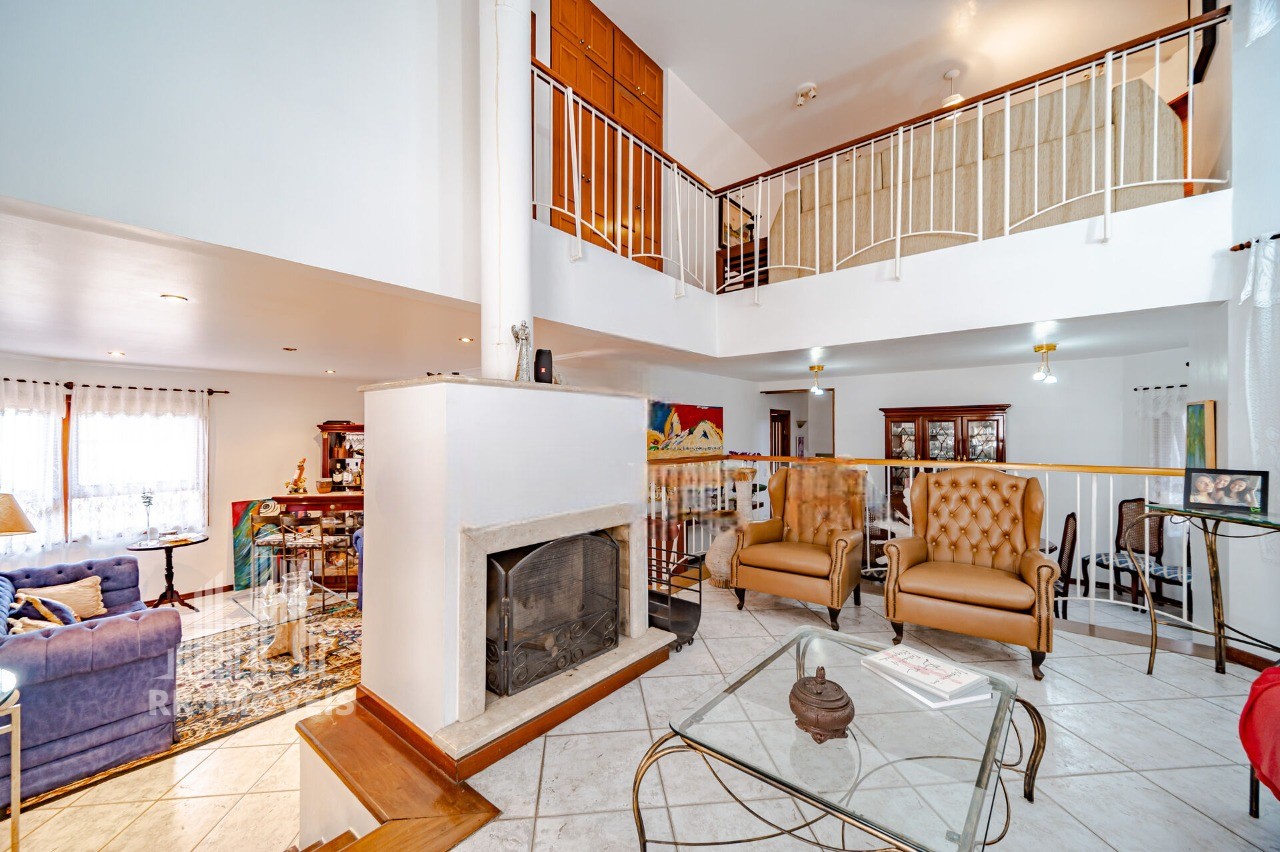Casa, 4 quartos, 360 m² - Foto 2