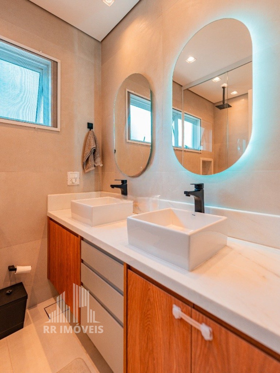 Casa, 3 quartos, 290 m² - Foto 27