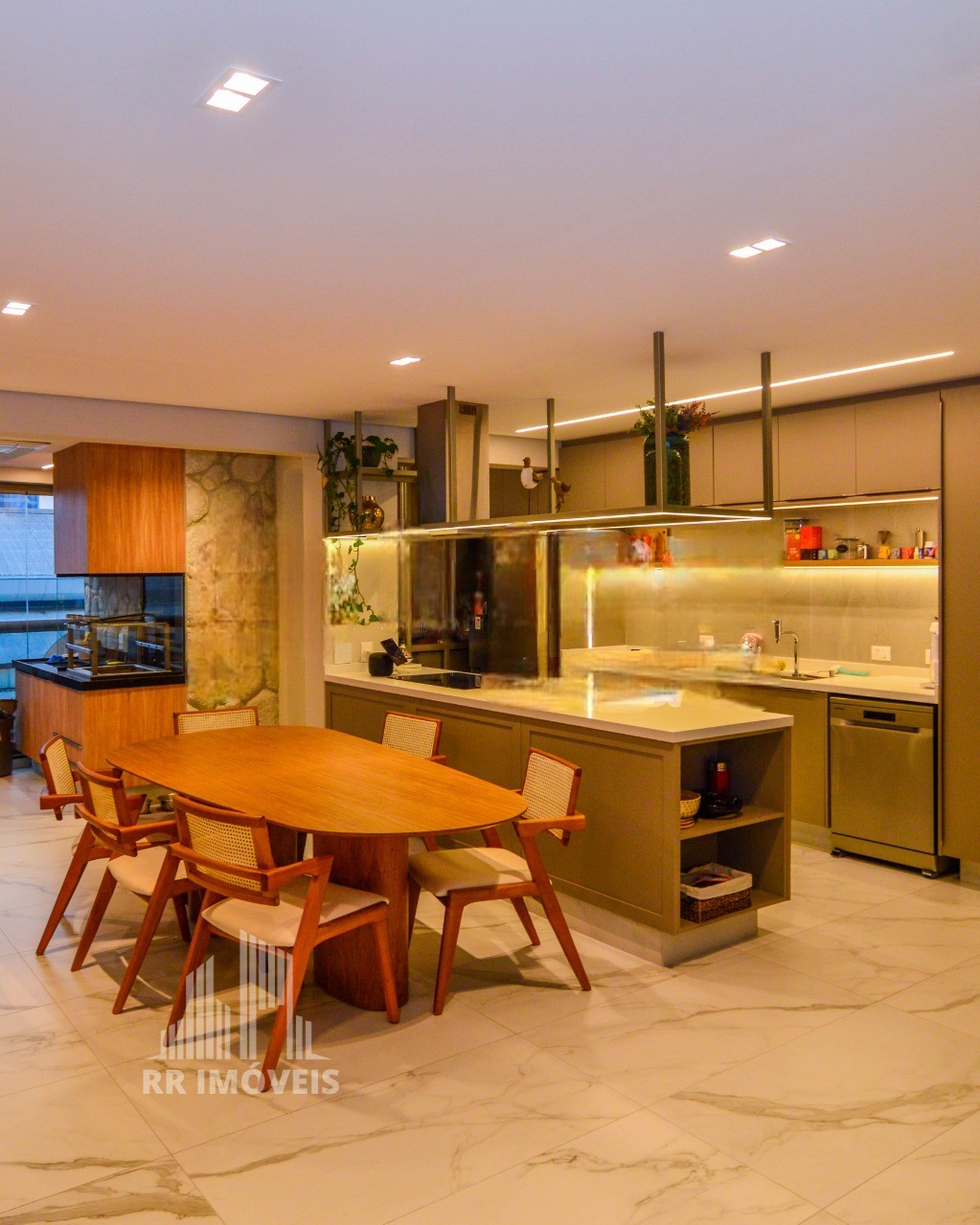 Apartamento, 2 quartos, 123 m² - Foto 1