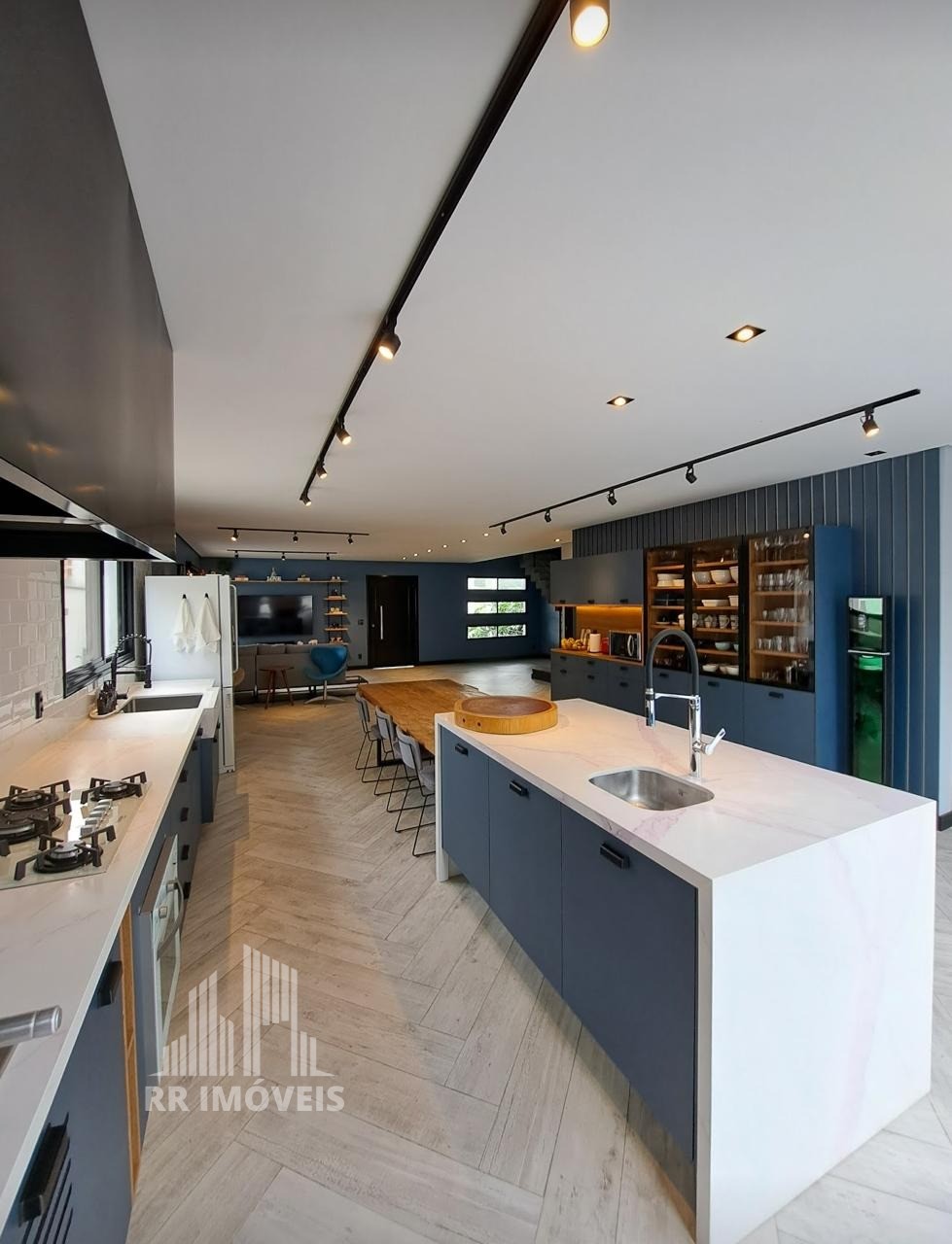 Casa, 3 quartos, 270 m² - Foto 4