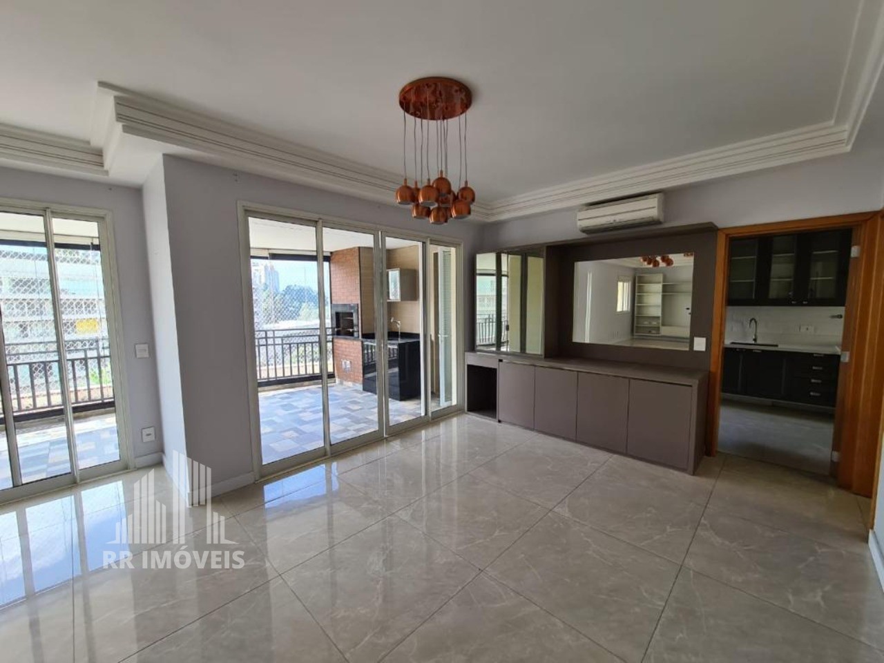 Apartamento, 3 quartos, 201 m² - Foto 1