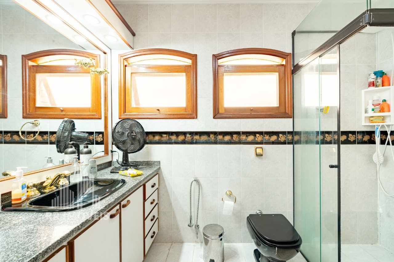 Casa, 4 quartos, 360 m² - Foto 19