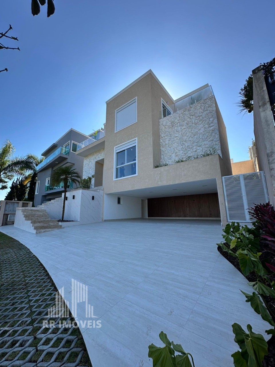 Casa, 5 quartos, 415 m² - Foto 1