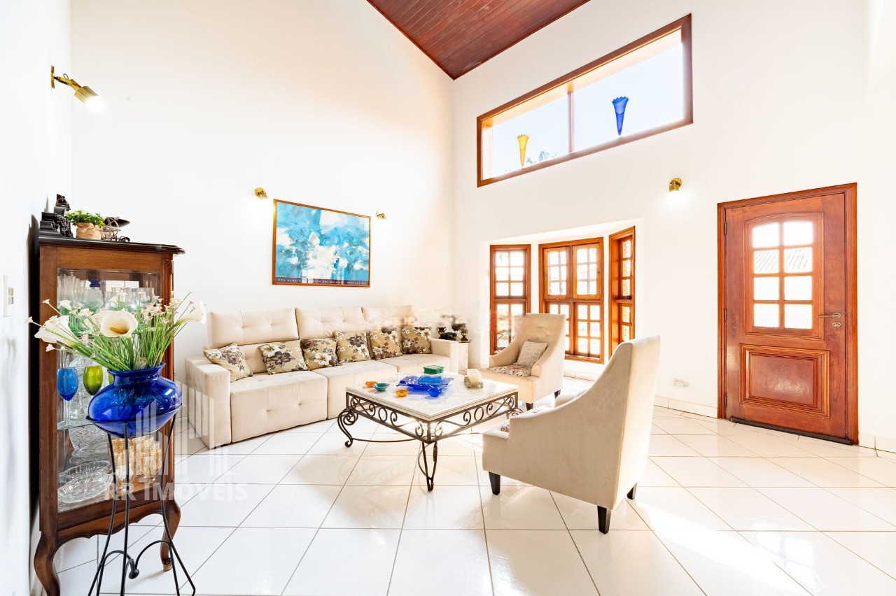 Casa, 4 quartos, 360 m² - Foto 4