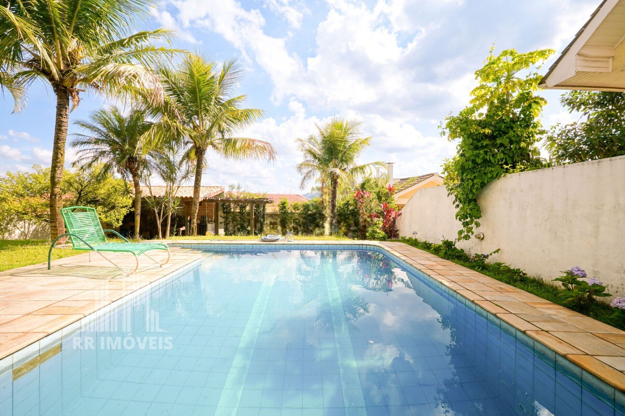 Casa, 3 quartos, 255 m² - Foto 2